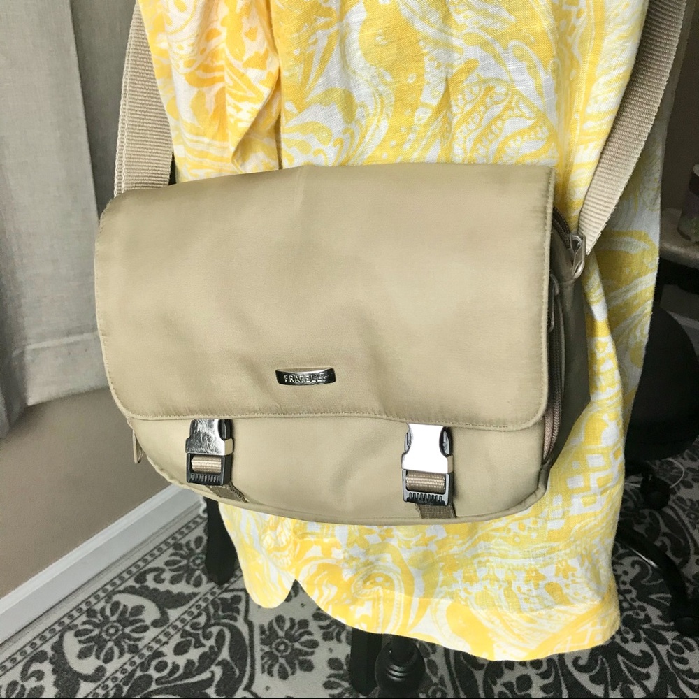 Fratelly Crossbody Women’s Multi Pocket Travel